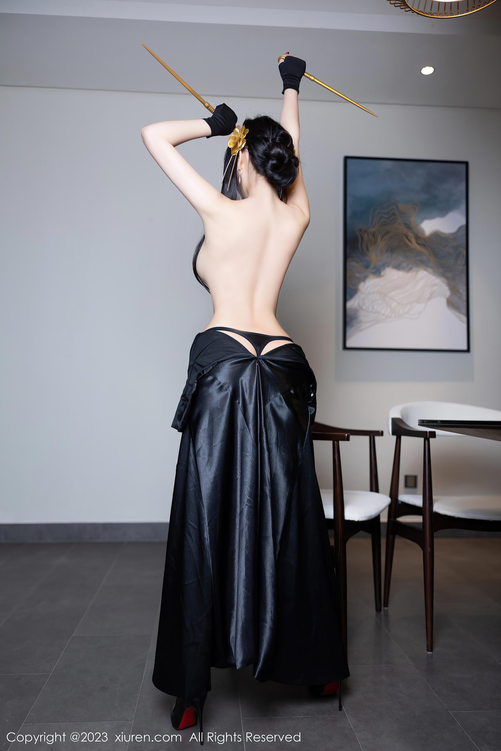 [Xiuren秀人网]2023.01.10 VOL.6114 杨晨晨Yome 黑色情趣吊带连衣裙加黑丝美腿性感私房写真集