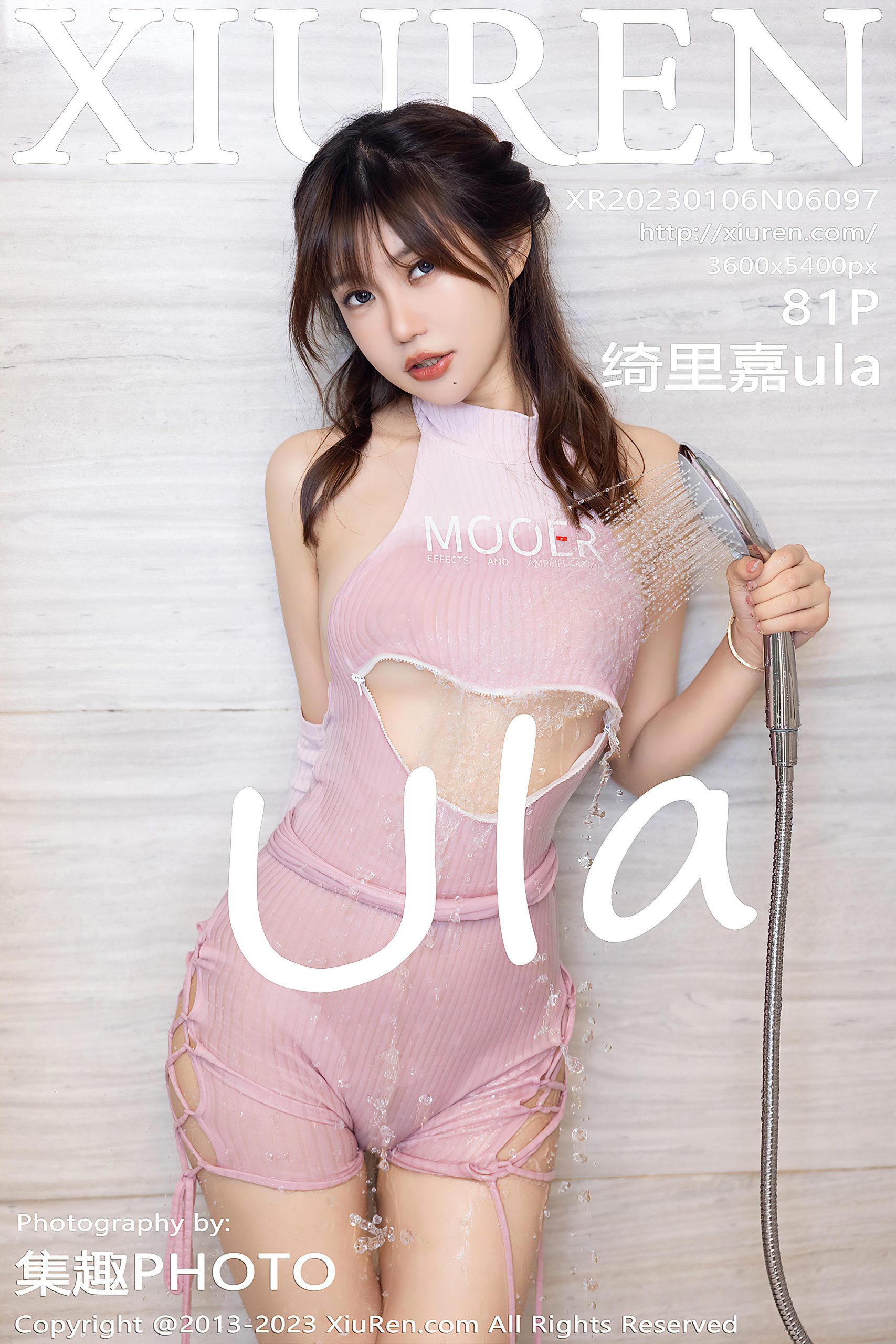[Xiuren秀人网]2023.01.06 VOL.6097 绮里嘉ula 粉色紧身连衣裙加黑丝美腿湿身诱惑性感写真集-秀人网官方网站