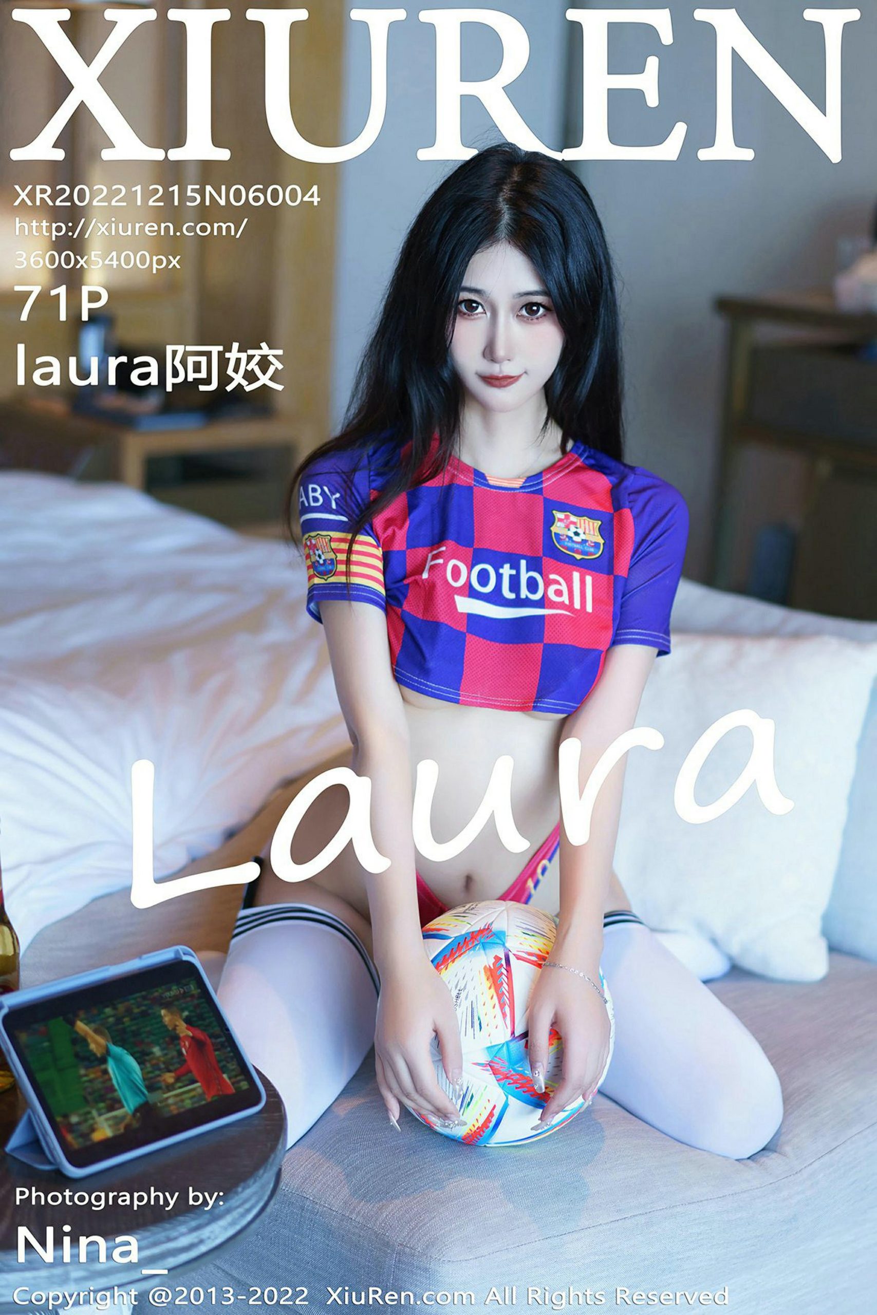 [XiuRen秀人网]2022.12.15 VOL.6004 laura阿姣 蓝色格子短袖加白色丝袜美腿性感私房写真集-秀人网官方网站