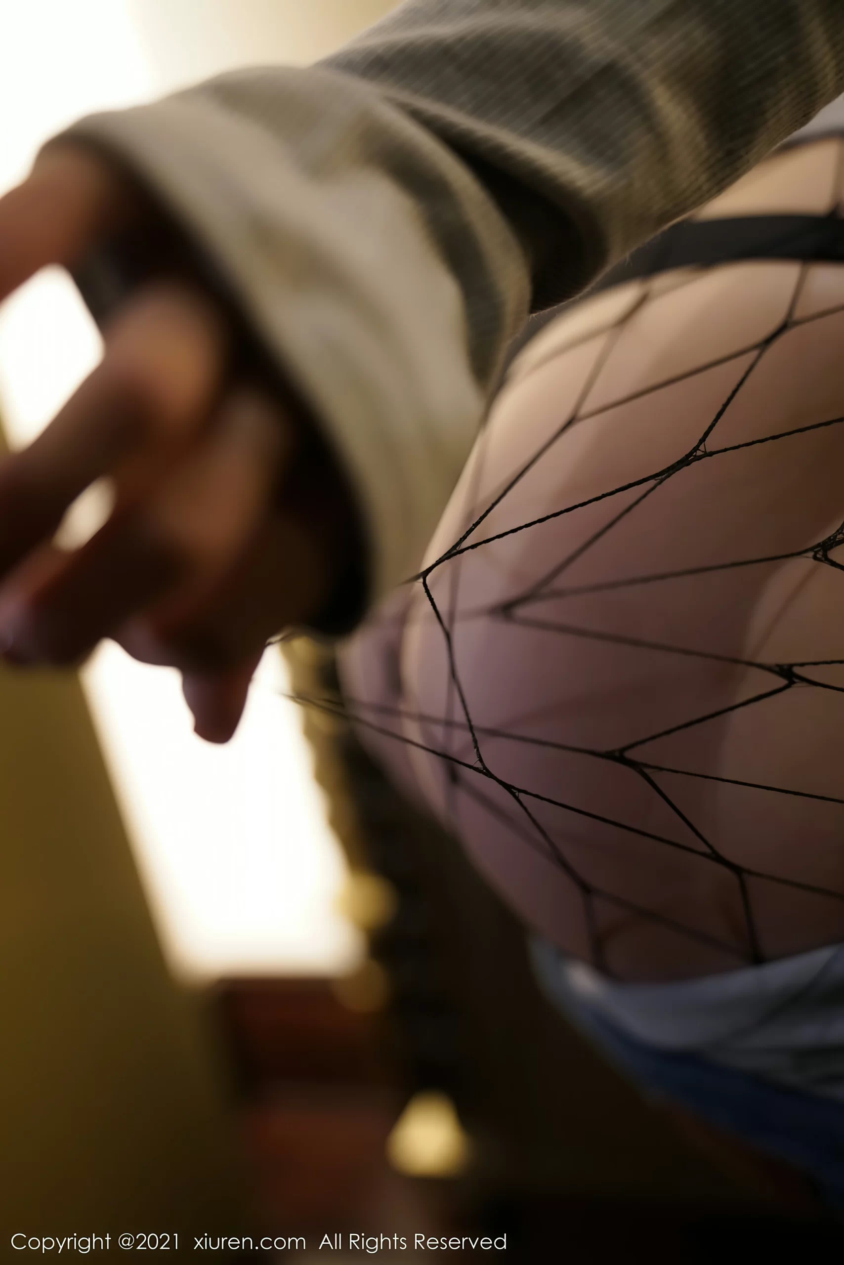 [Xiuren秀人网]XR20210305N03168 模特合集 性感美女紧身上衣加牛仔长裤私房写真集