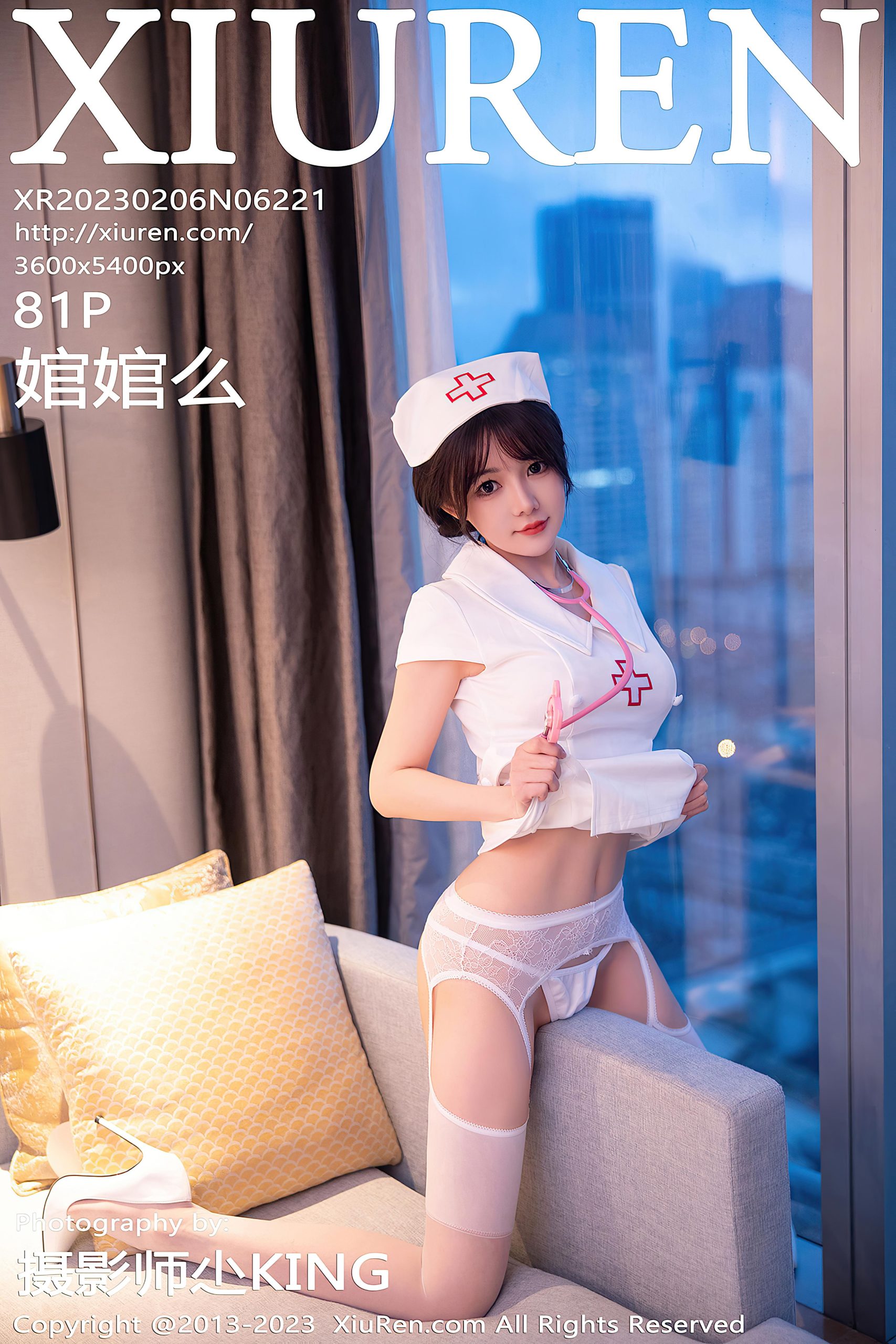 [XiuRen秀人网]2023.02.06 NO.6221 婠婠么 白色性感女护士制服加白色丝袜美腿私房写真集-秀人网官方网站