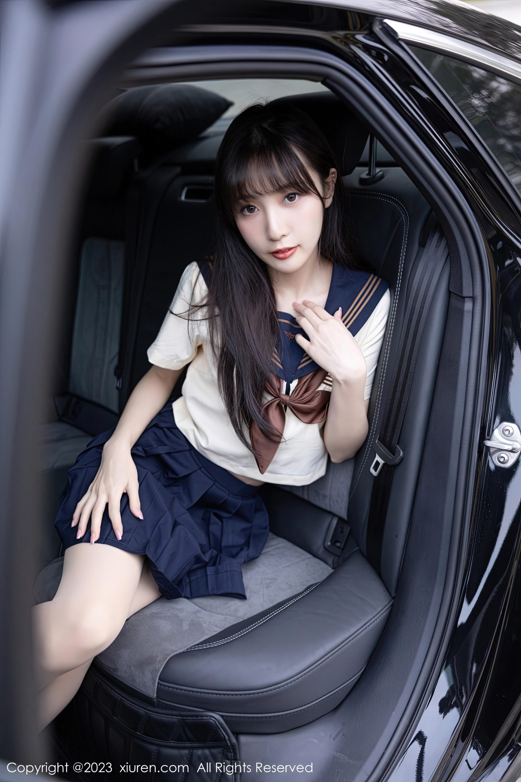 [XiuRen秀人网]2023.01.12 VOL.6126 林星阑 JK水手制服与白色蕾丝内衣加肉丝美腿性感私房写真集