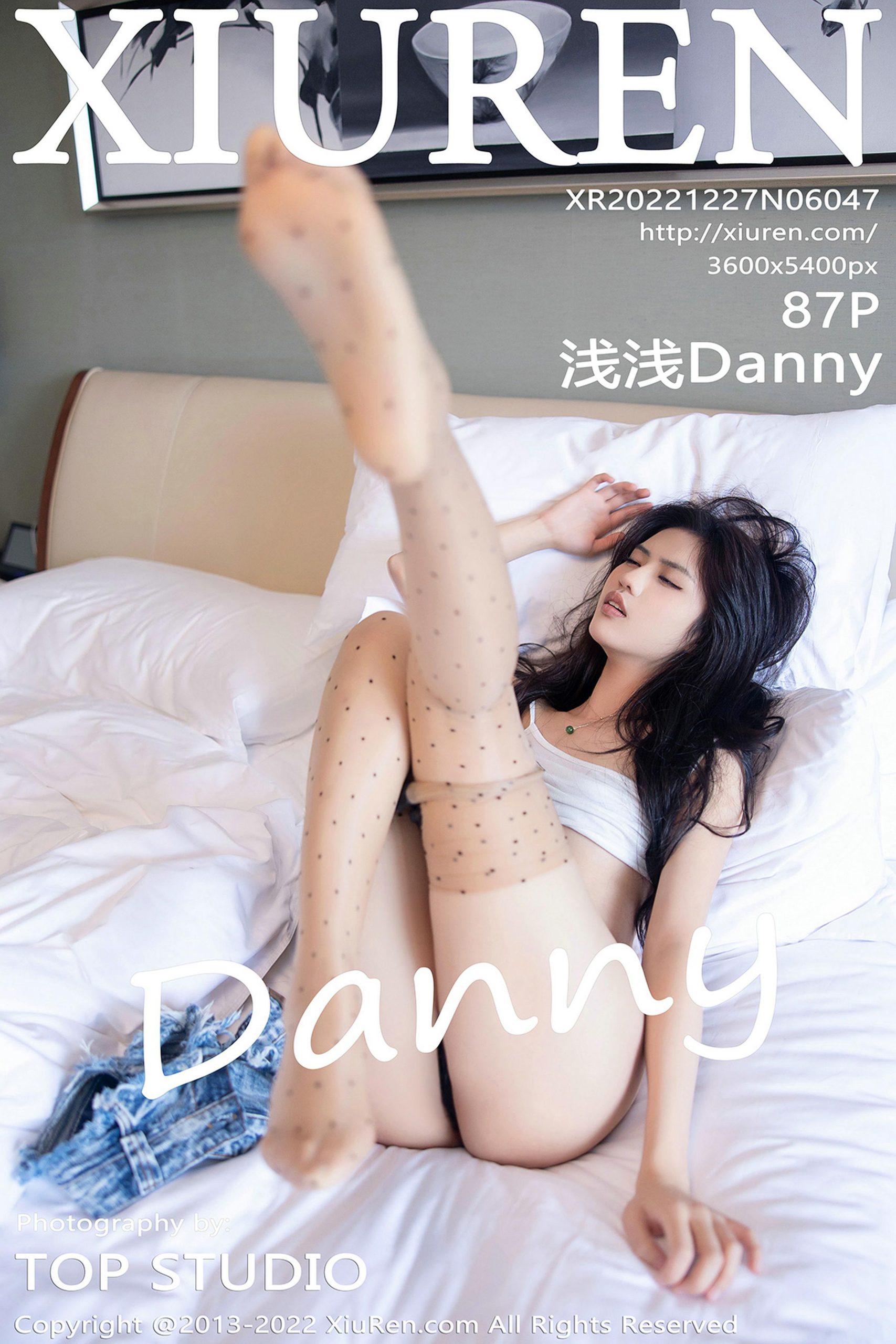 [XiuRen秀人网]2022.12.27 VOL.6047 浅浅Danny 牛仔热裤与黑色蕾丝内衣加肉丝美腿性感私房写真集-秀人网官方网站